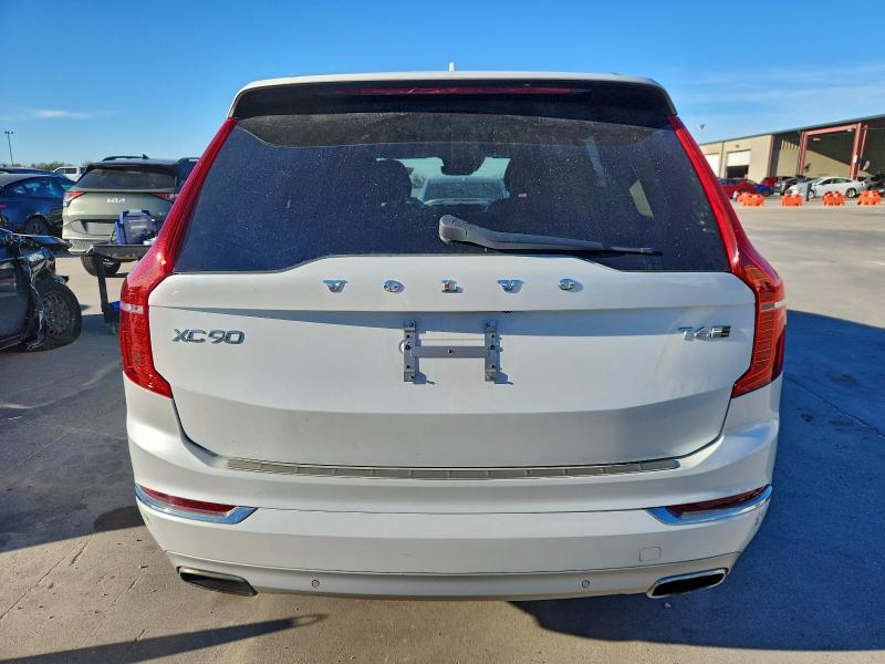 Фото 6 - VOLVO XC90