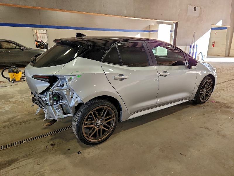 Фото 3 - TOYOTA COROLLA