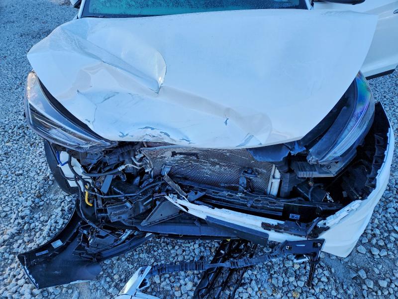 Фото 11 - HYUNDAI TUCSON