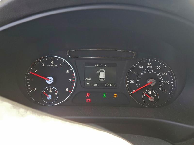 Фото 9 - KIA SORENTO