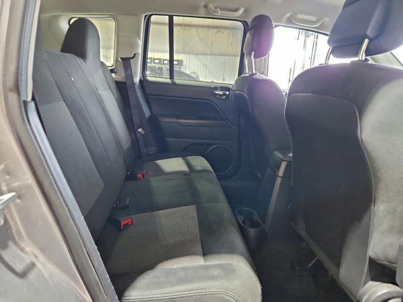 Фото 11 - JEEP COMPASS