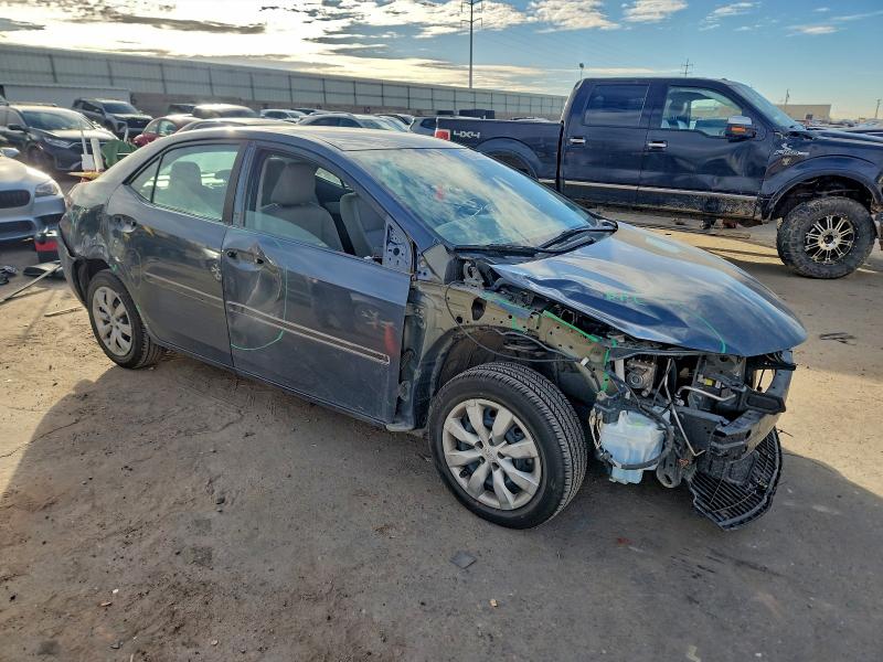 Фото 4 - TOYOTA COROLLA