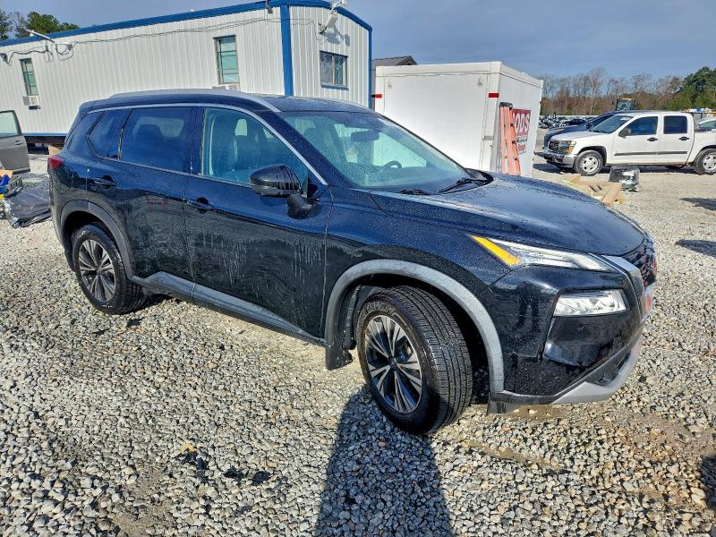 Фото 4 - NISSAN ROGUE