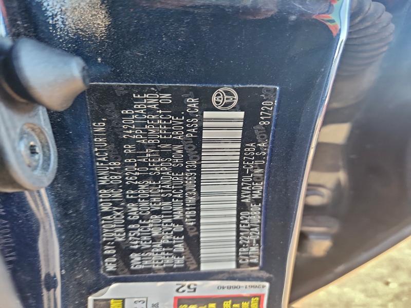 Фото 12 - TOYOTA CAMRY