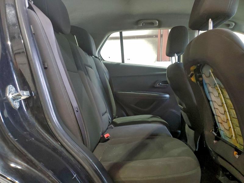 Фото 10 - CHEVROLET TRAX