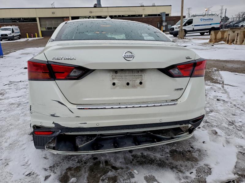 Фото 6 - NISSAN ALTIMA