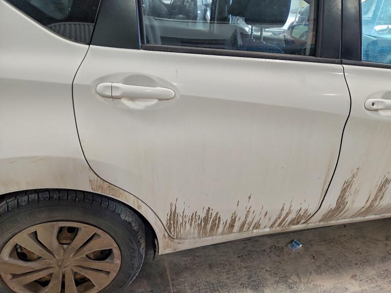 Фото 10 - NISSAN VERSA