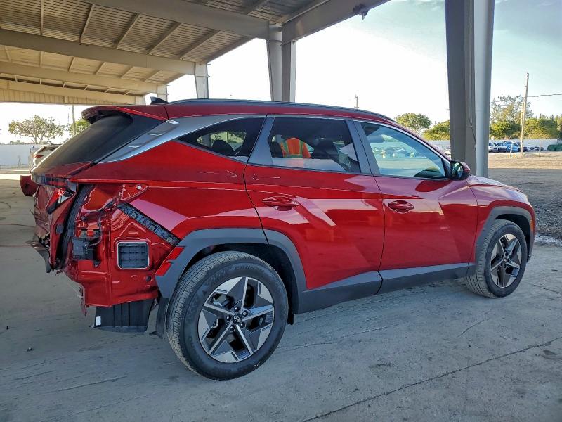 Фото 3 - HYUNDAI TUCSON