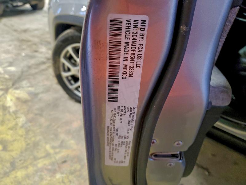 Фото 13 - JEEP COMPASS