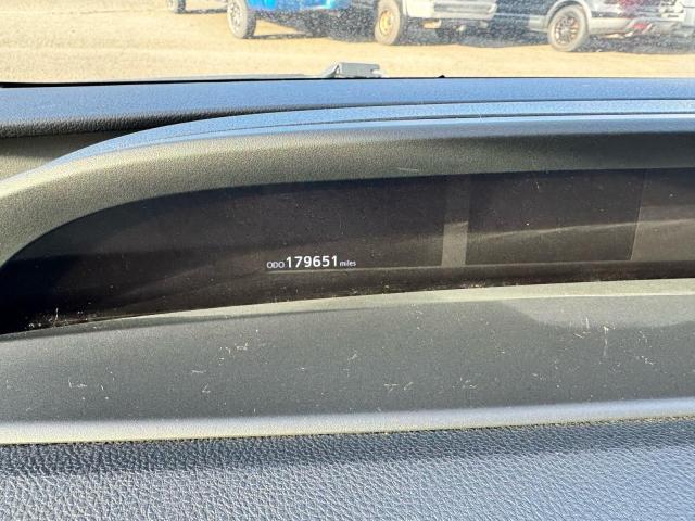 Фото 8 - TOYOTA PRIUS