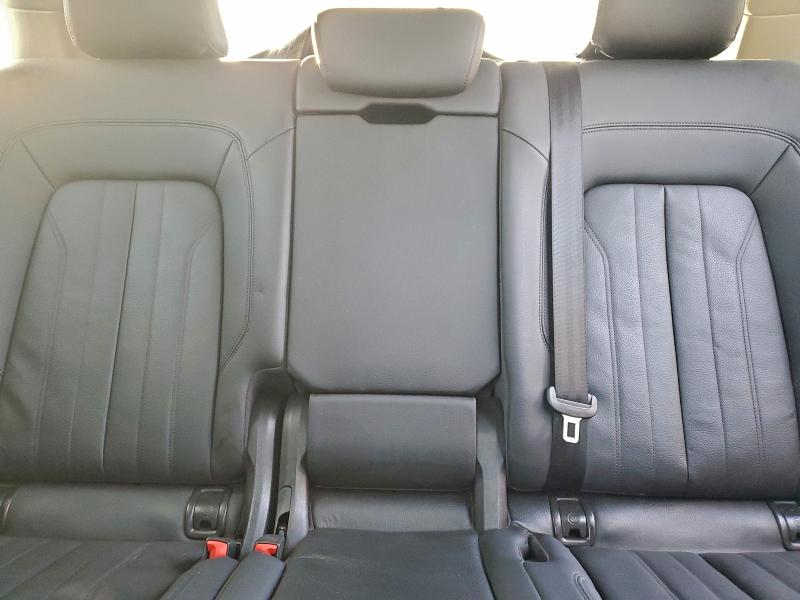 Фото 10 - AUDI Q5