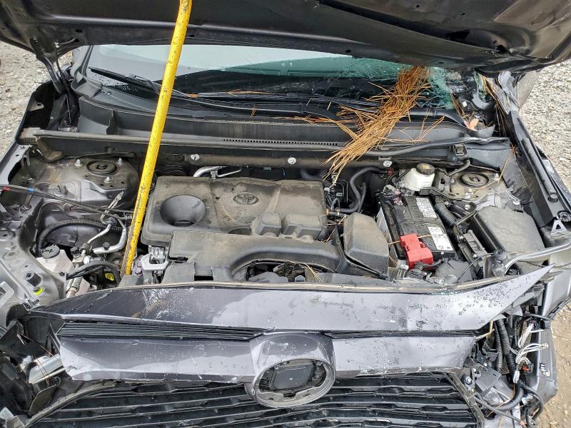 Фото 11 - TOYOTA RAV4