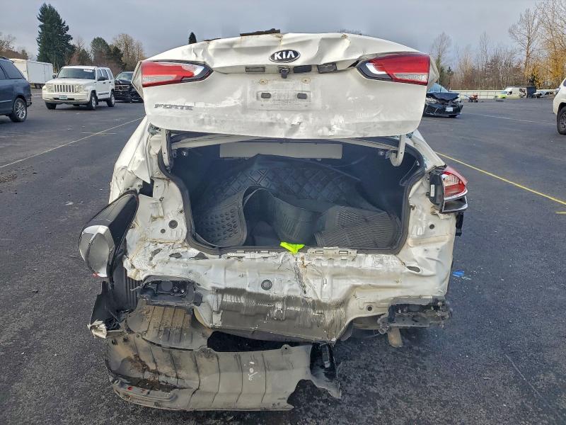 Фото 6 - KIA FORTE