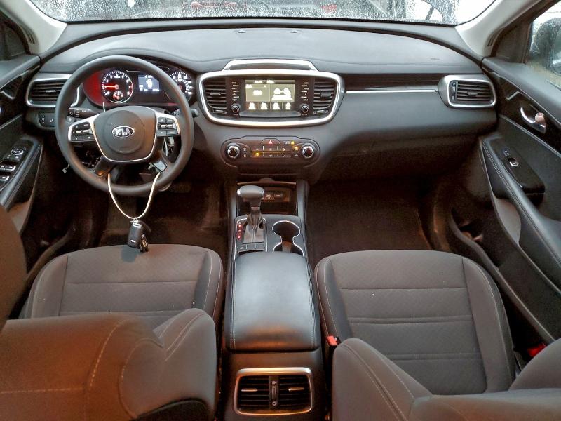 Фото 8 - KIA SORENTO