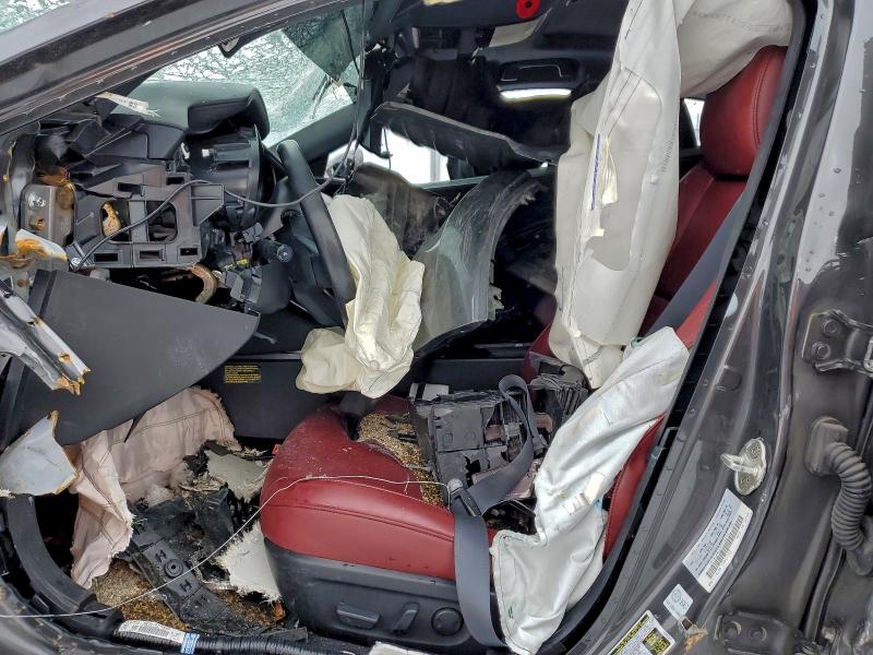 Фото 7 - MAZDA 3