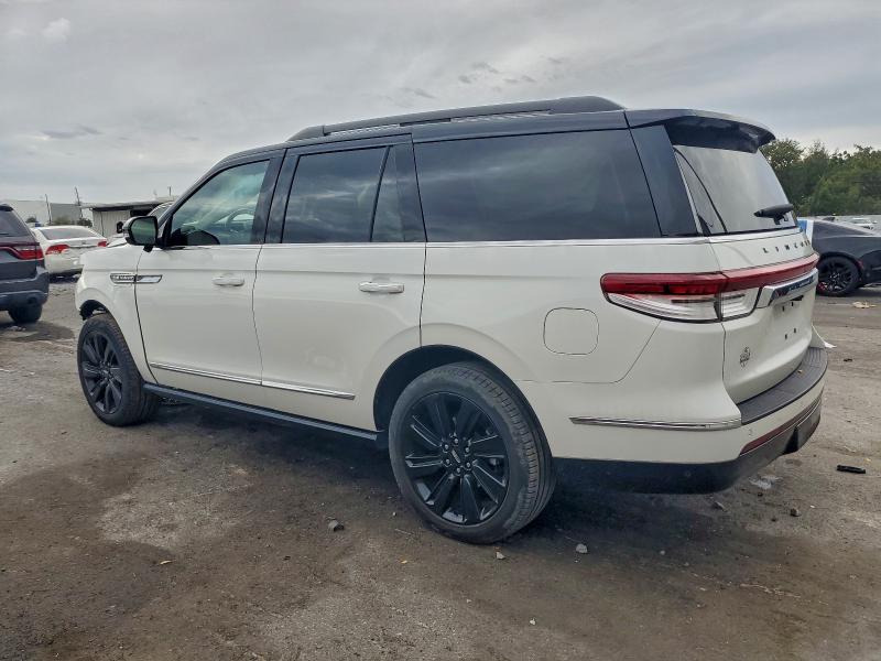 Фото 2 - LINCOLN NAVIGATOR