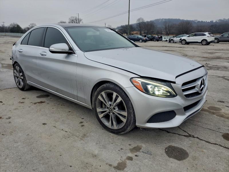 Фото 4 - MERCEDES-BENZ C-CLASS