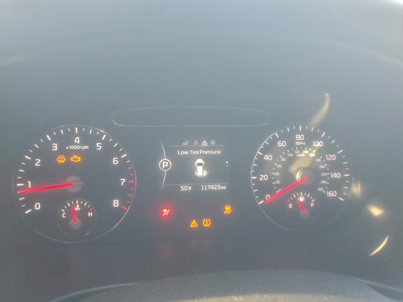 Фото 9 - KIA SORENTO