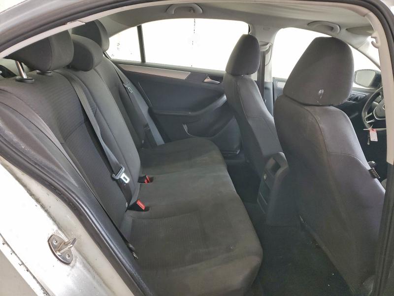 Фото 10 - VOLKSWAGEN JETTA