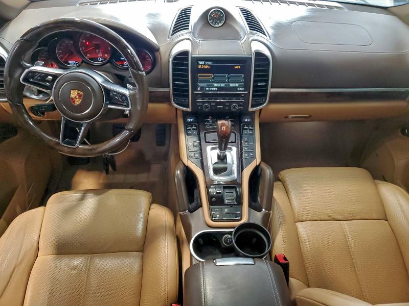 Фото 8 - PORSCHE CAYENNE