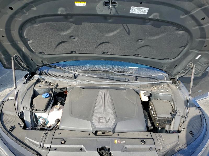 Фото 11 - KIA EV6 LIGHT