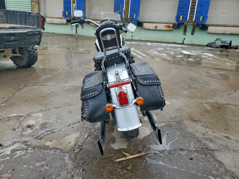 HARLEY-DAVIDSON FL 2015