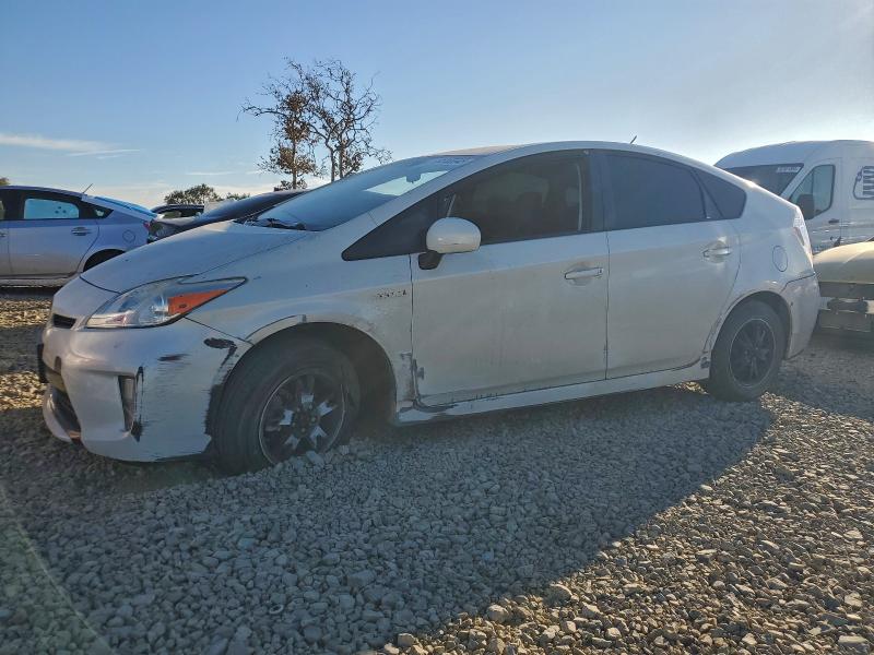 Фото 1 - TOYOTA PRIUS