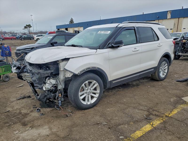 Фото 1 - FORD EXPLORER