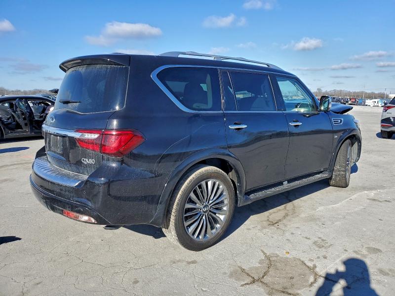 Фото 3 - INFINITI QX80