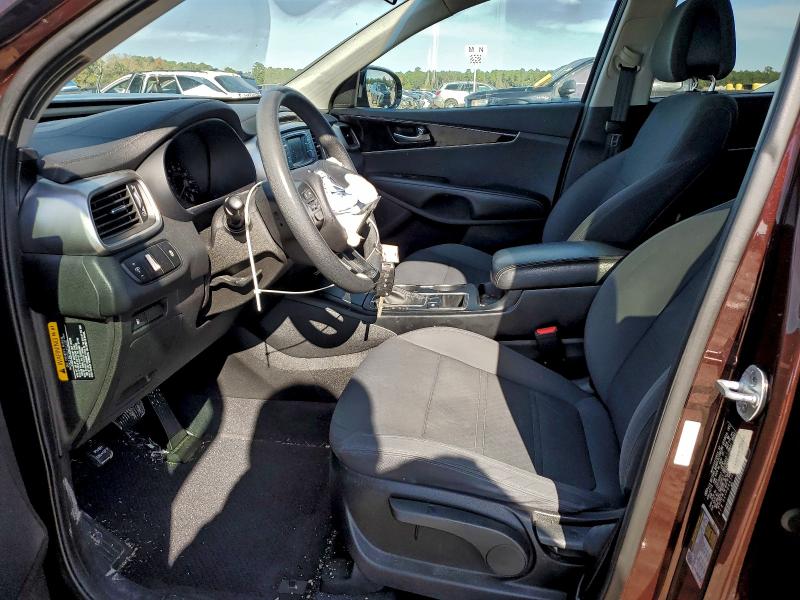 Фото 7 - KIA SORENTO