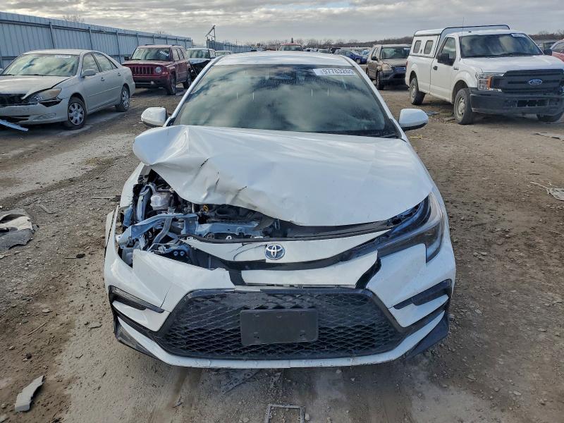 Фото 5 - TOYOTA COROLLA