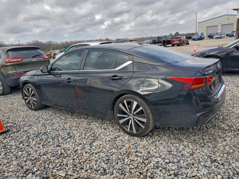 Фото 2 - NISSAN ALTIMA