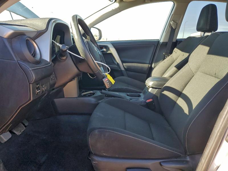 Фото 7 - TOYOTA RAV4