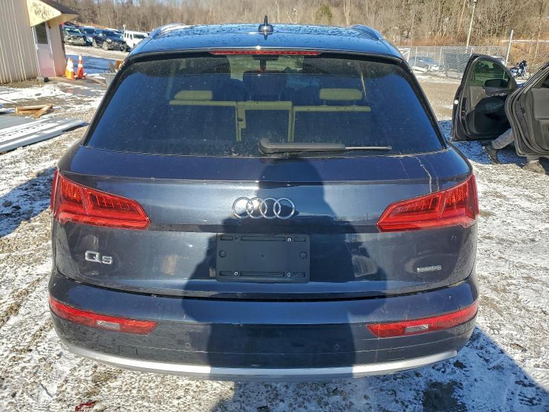 Фото 6 - AUDI Q5