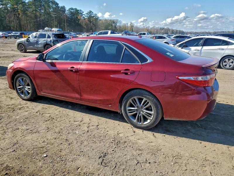 Фото 2 - TOYOTA CAMRY