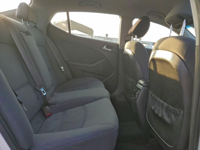 Фото 10 - KIA OPTIMA