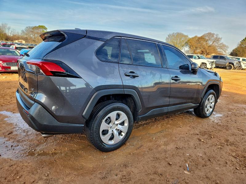 Фото 3 - TOYOTA RAV4