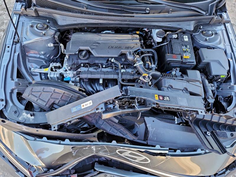 Фото 11 - HYUNDAI ELANTRA