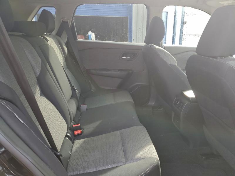 Фото 11 - NISSAN ROGUE