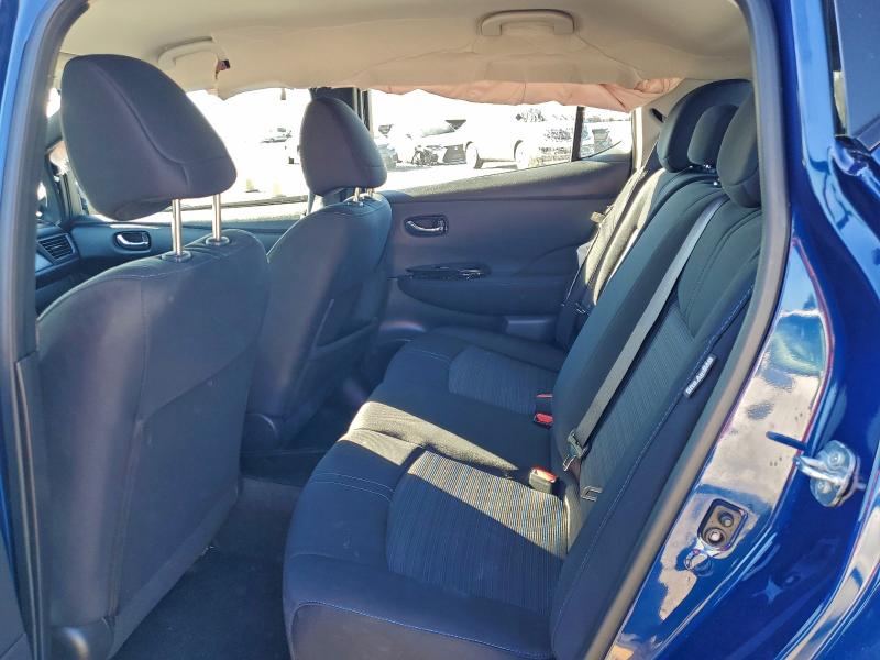 Фото 10 - NISSAN LEAF