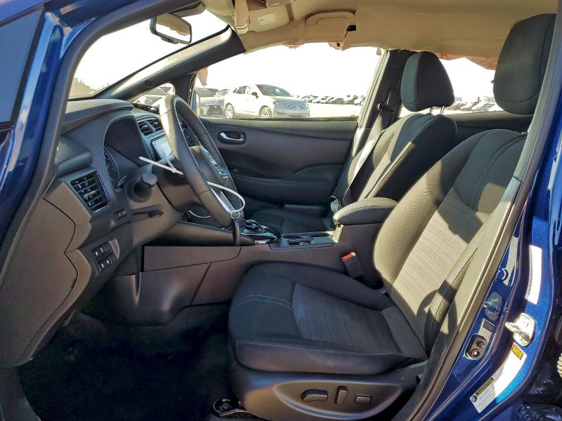 Фото 7 - NISSAN LEAF