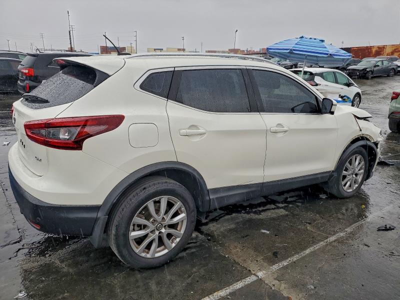 Фото 3 - NISSAN ROGUE