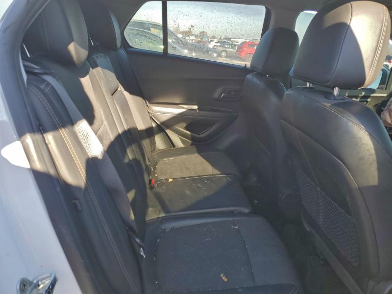 Фото 10 - CHEVROLET TRAX