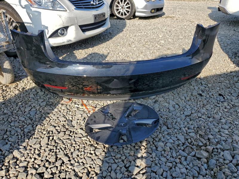 Фото 12 - TESLA MODEL 3