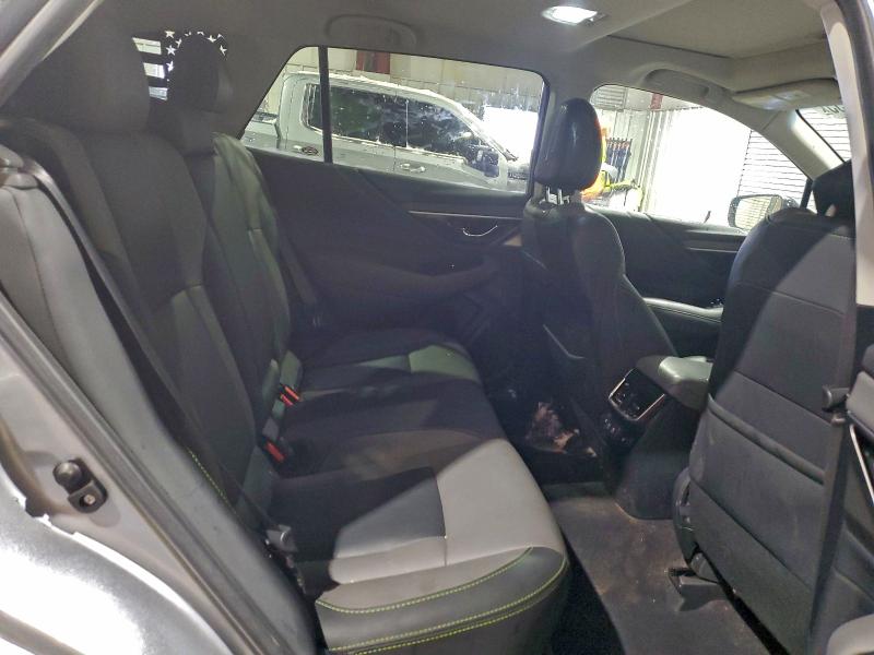 Фото 11 - SUBARU OUTBACK