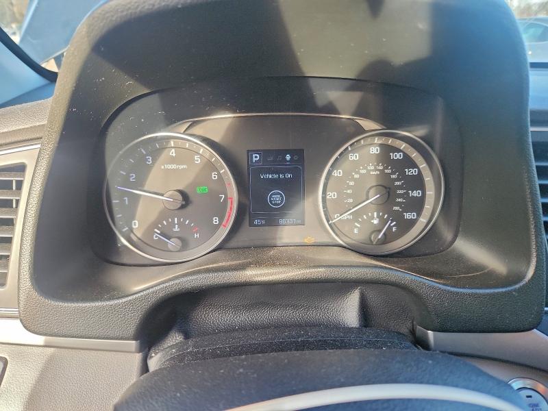 Фото 9 - HYUNDAI ELANTRA