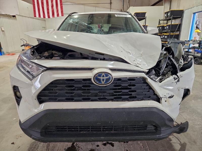 Фото 5 - TOYOTA RAV4