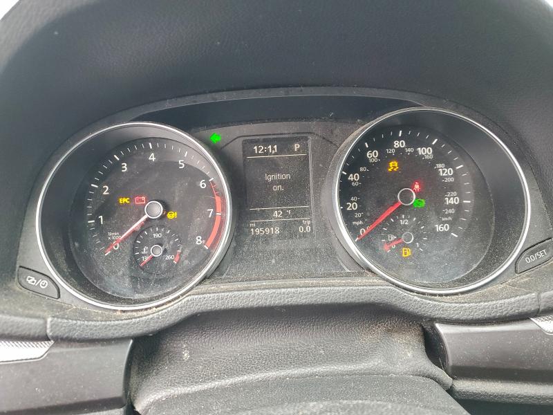 Фото 9 - VOLKSWAGEN PASSAT