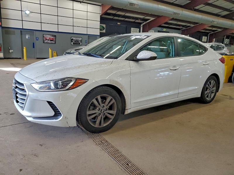 Фото 1 - HYUNDAI ELANTRA