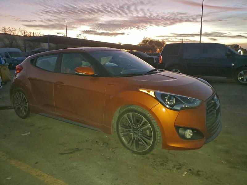 Фото 4 - HYUNDAI VELOSTER